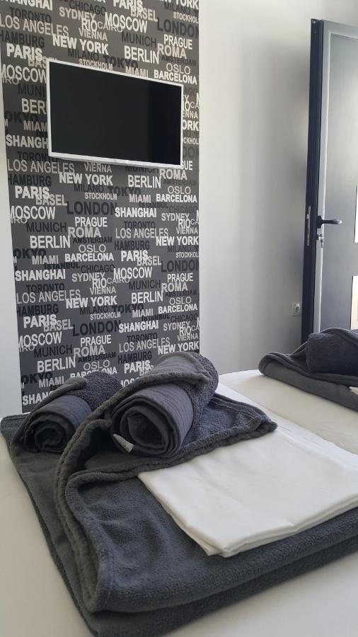 Grey House Apartment Makarska Ngoại thất bức ảnh
