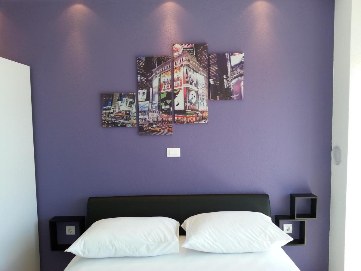 Grey House Apartment Makarska Ngoại thất bức ảnh