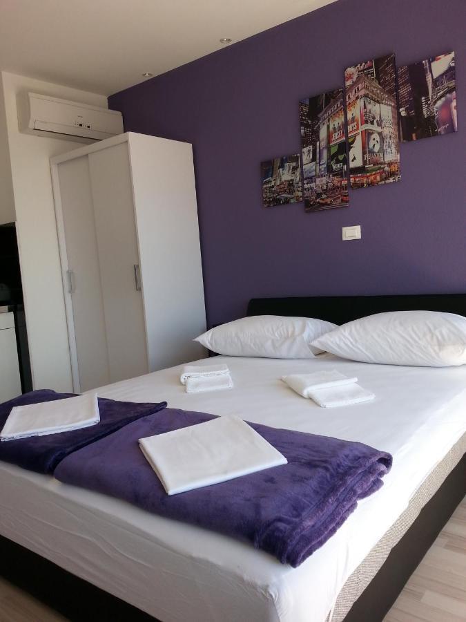 Grey House Apartment Makarska Ngoại thất bức ảnh