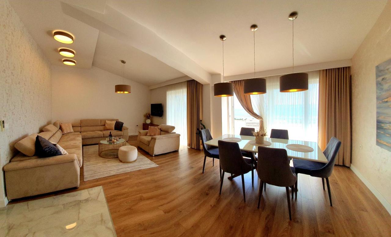 Grey House Apartment Makarska Ngoại thất bức ảnh